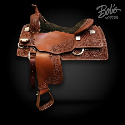 Jordan Larson Reiner 723 premium western reining saddle built for competitive performance.